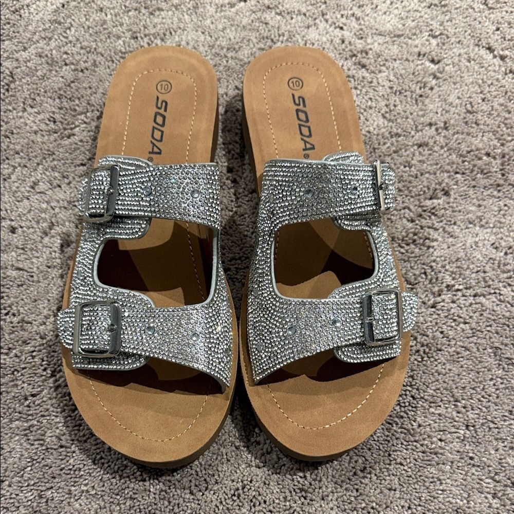 Soda size 10 sparkle sandals brand new !